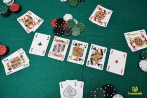 C Bet trong Poker là gì? Lợi ích và rủi ro khi áp dụng C Bet Poker